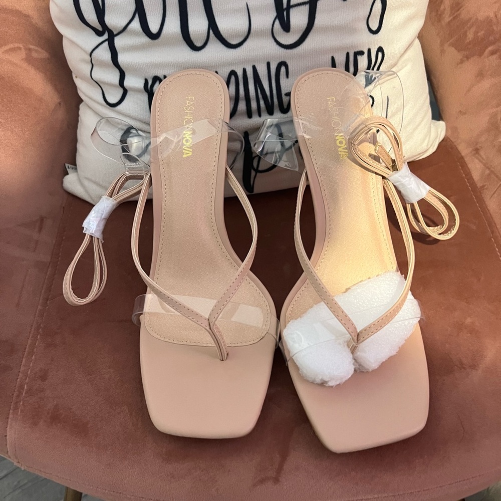 Fashion nova, nude, size 11
